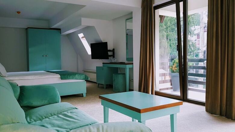 Hotel Varful Cu Dor