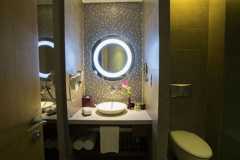 Hotel Grand Mercure Danang