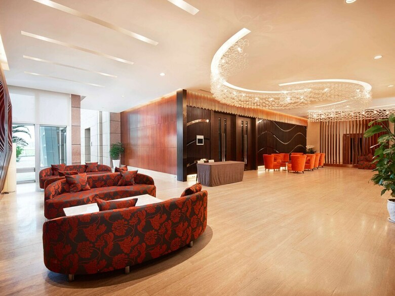 Hotel Grand Mercure Danang