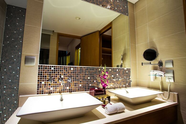 Hotel Grand Mercure Danang