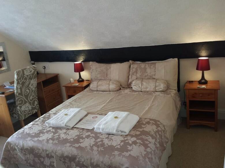 Hotel Ascot House - Guest House