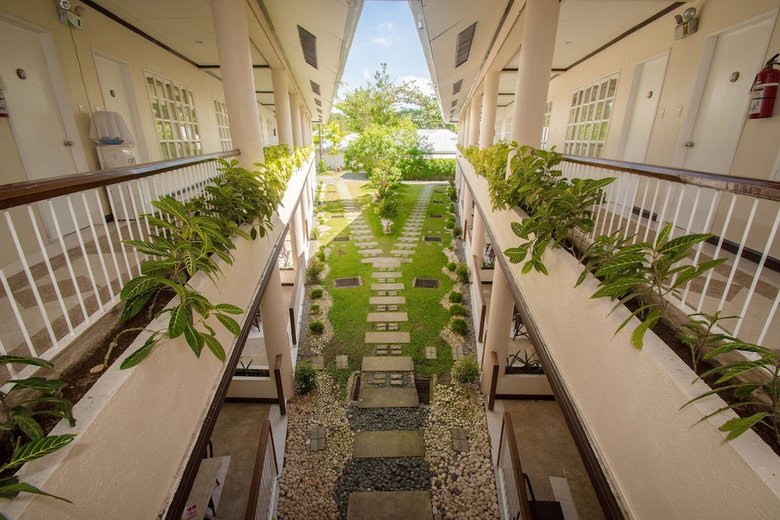 Hotel Almont Inland Resort