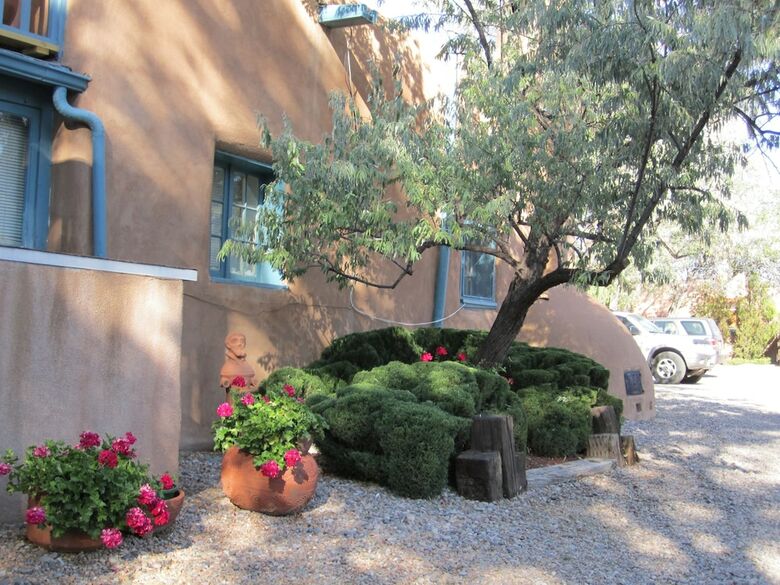 Pueblo Bonito Bed And Breakfast Inn