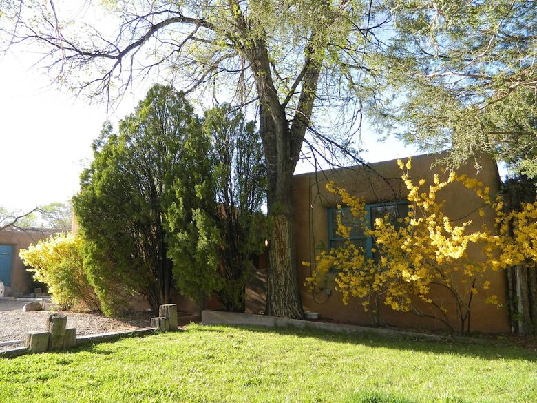 Pueblo Bonito Bed And Breakfast Inn