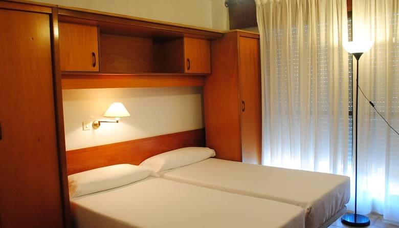 Apartamentos Turisticos Suaces