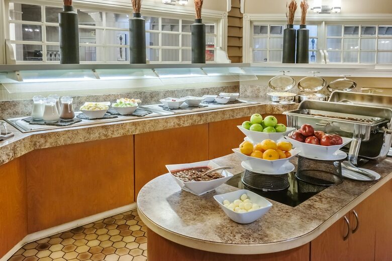 Hotel Edmonton Inn And Conference Centre