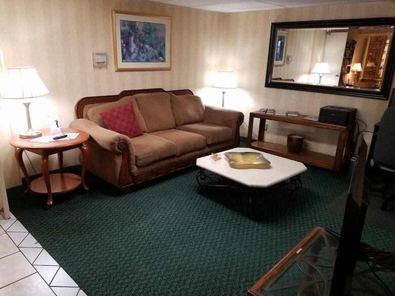Motel Super 8 By Wyndham Bentonville