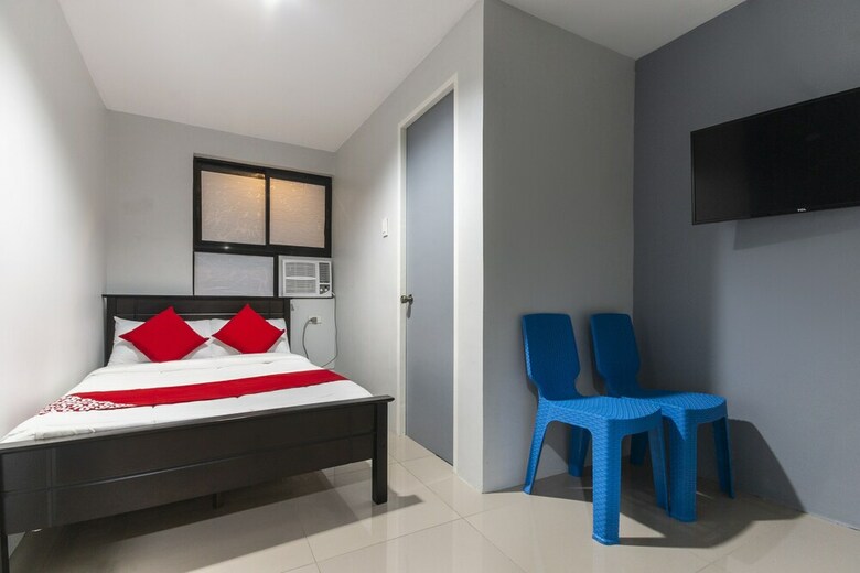 Oyo 476 Hedda Hotel