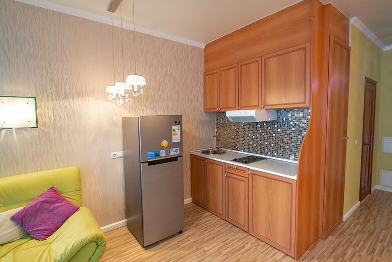 One Room Apartment On Leonova St. 66
