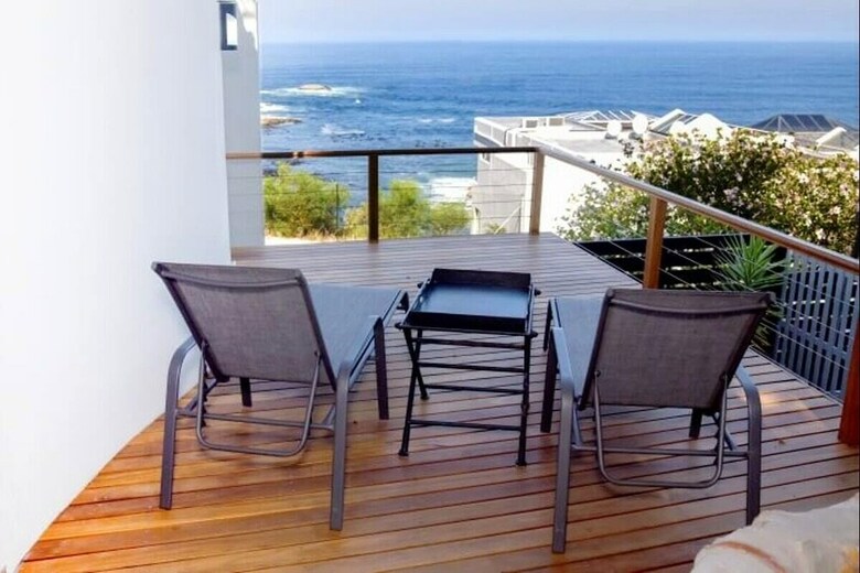 Apartamentos 51 On Camps Bay