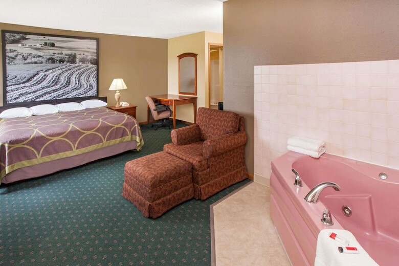 Hotel Super 8 By Wyndham Anamosa Ia