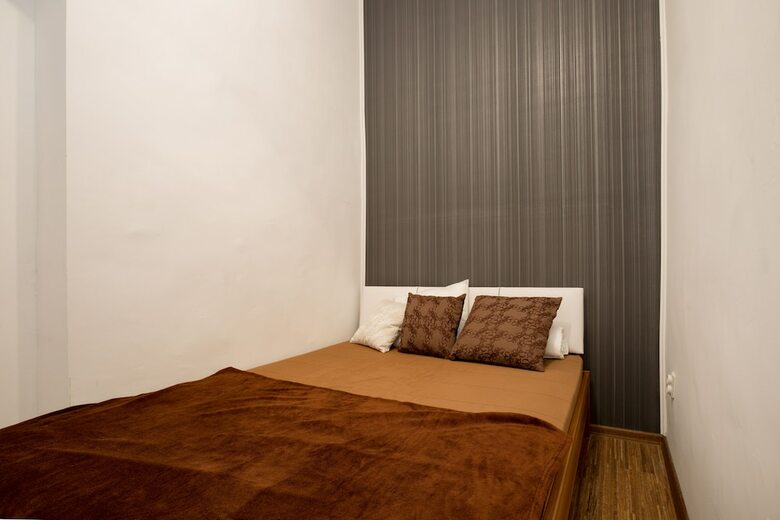 O 40 Apartment