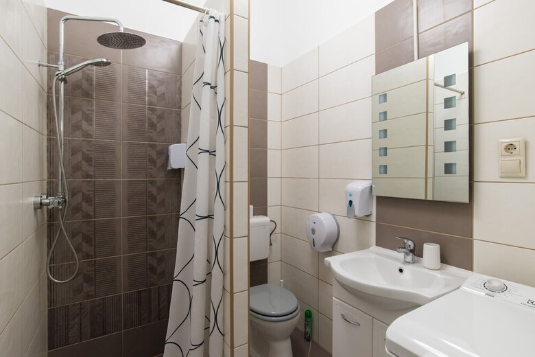 Paulay 7 Apartment Ii.