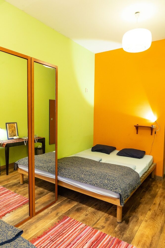 Hostal Bazar Hostel