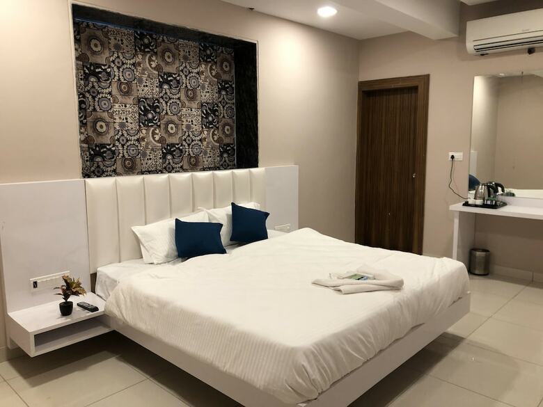 Hotel The White Fresco