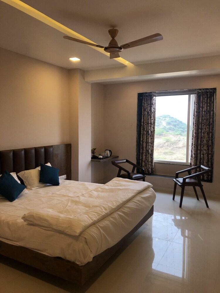 Hotel The White Fresco