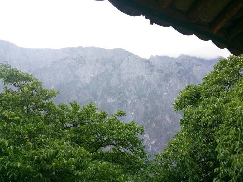 Hostal Ancient Road Youth Hostel