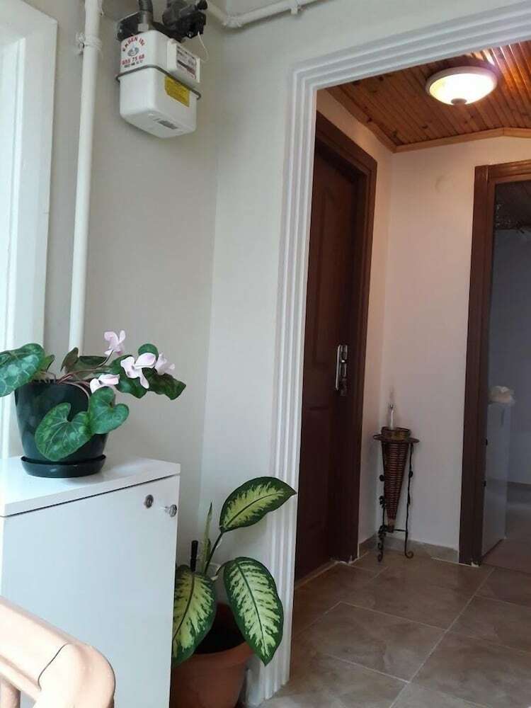 Golden Life Apart Otel