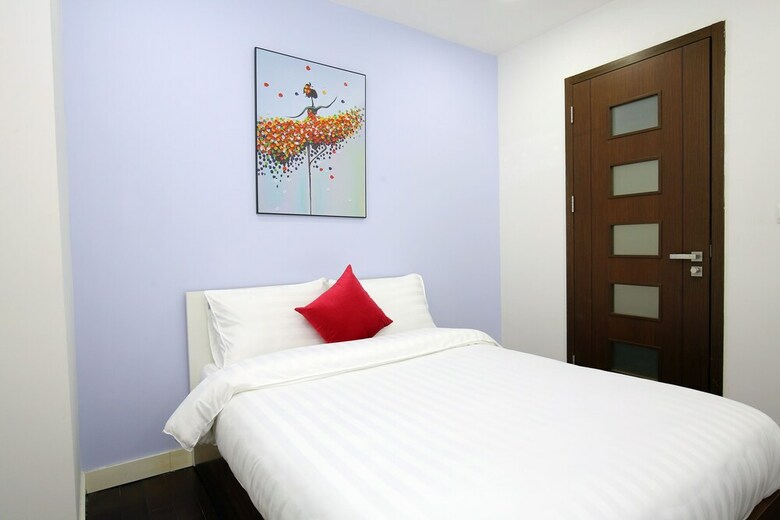 Sophie Lancaster Hanoi Apartment