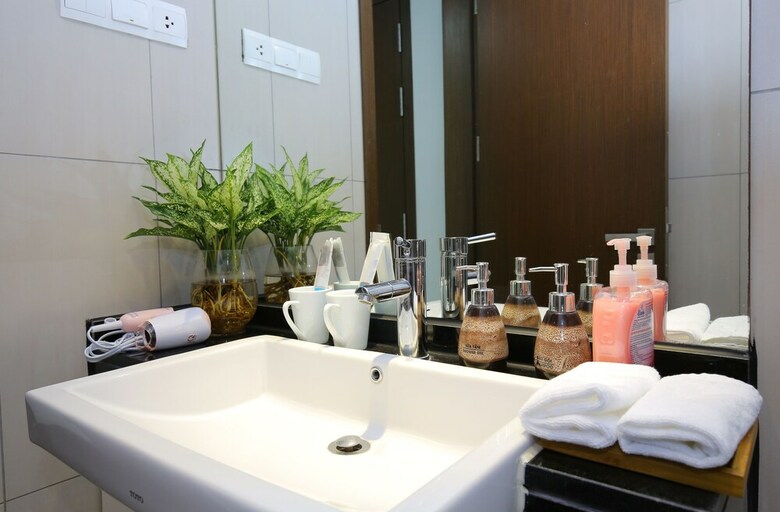 Sophie Lancaster Hanoi Apartment