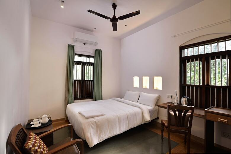 Hotel Shalom Villa By Vista Rooms