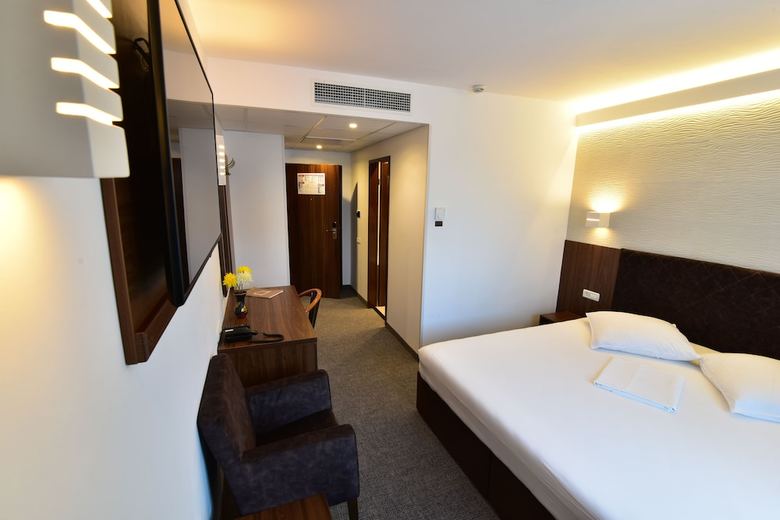 Hotel Forum