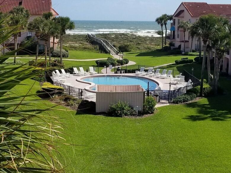 Villa Ocean View, 2 Balconies, 2 Pools - Sea Place 13238