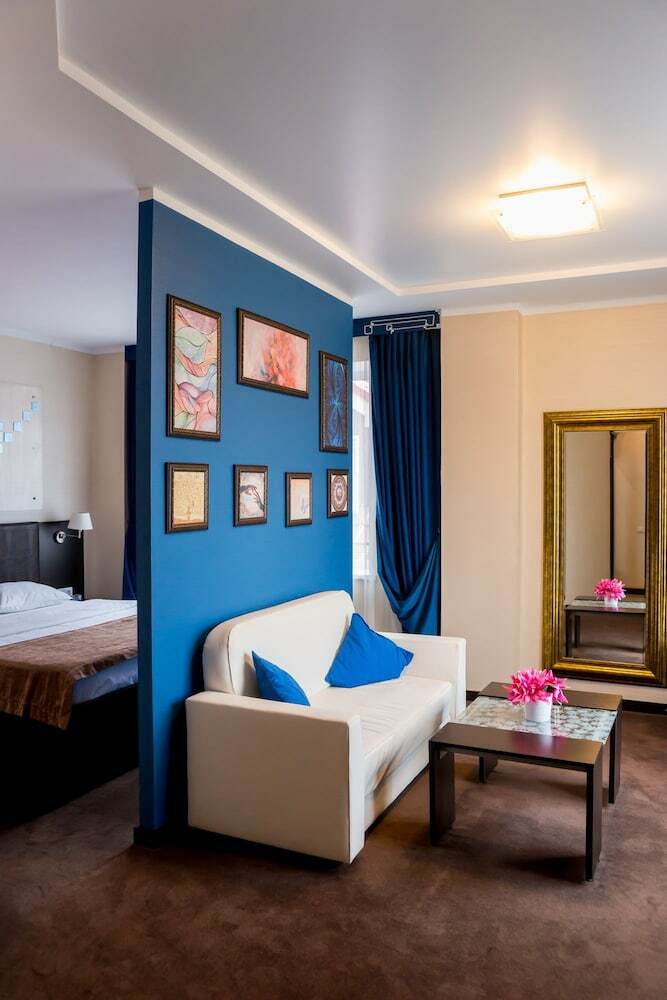 Hotel Shato City