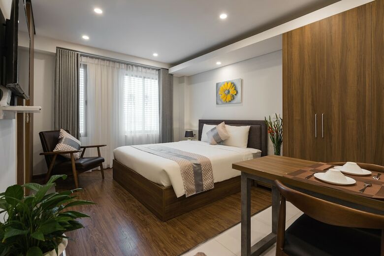 Narcissus Hotel And Apartment