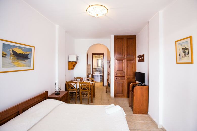 Apartamentos Akrotiri