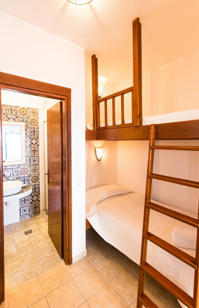 Apartamentos Akrotiri