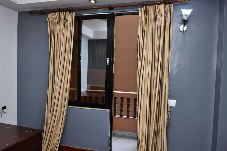 Hotel Manaslu Home