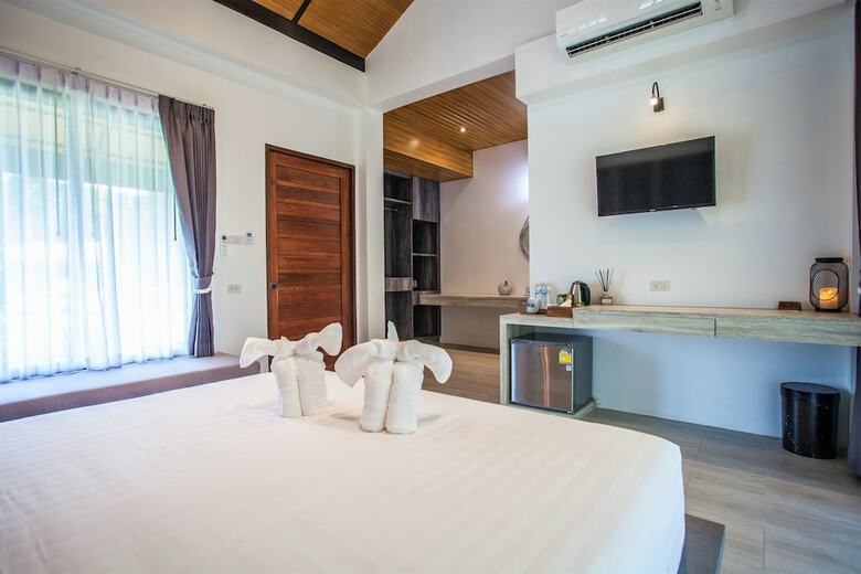Hotel The Mantra Navi