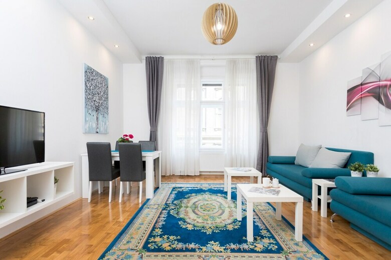 Apartamentos Spacious And Modern Central Triplex- Free Parking!