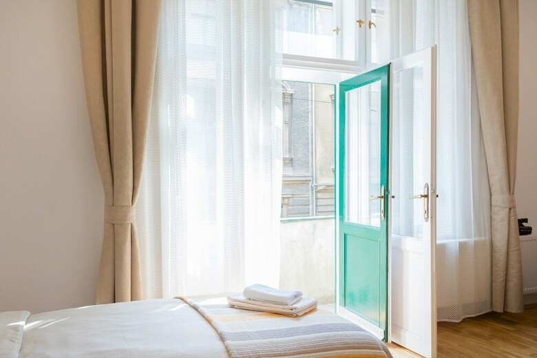 Apartamentos Spacious And Modern Central Triplex- Free Parking!