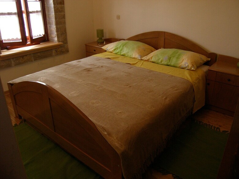 Easeful Pifar Apartment Great Location
