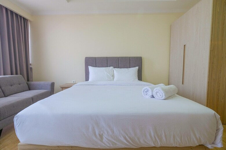 High Floor With Best View Studio @ Menteng Park Apartment