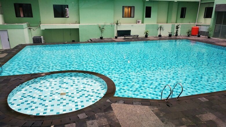 Comfy City View 1br Apartment Menteng Square