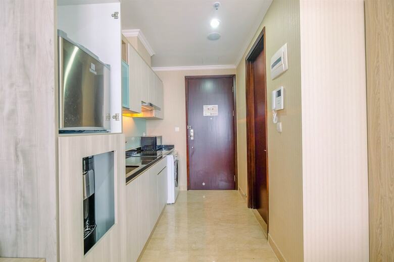 Modern And Comfy Studio At Menteng Park Apartment