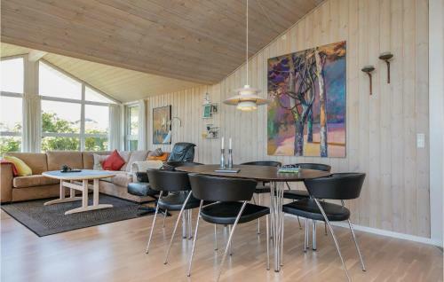 Holiday Home Ellysvej