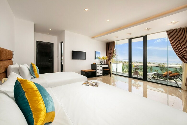 Hotel Tuan Chau Kingly Villa