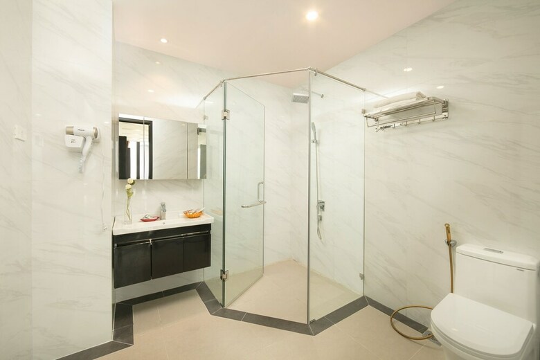Hotel Tuan Chau Kingly Villa