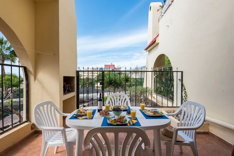 Apartamentos K1playa Fa�ab� Comfortable Swimming Pool