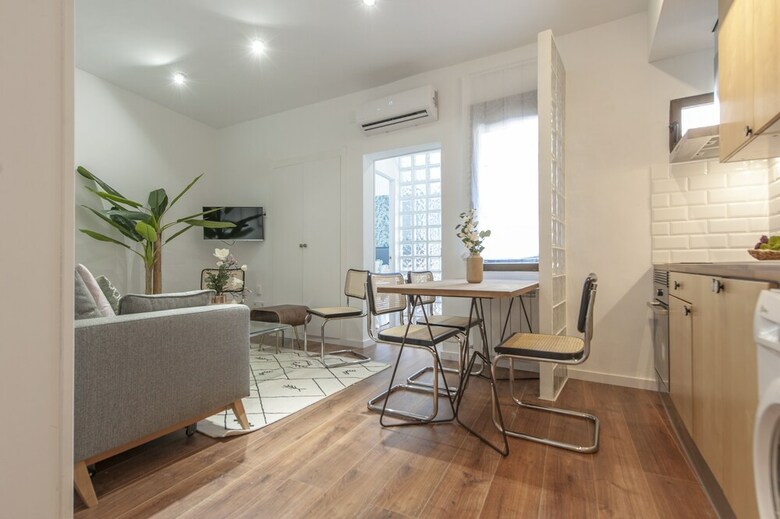 Apartamentos Gran V�a VI