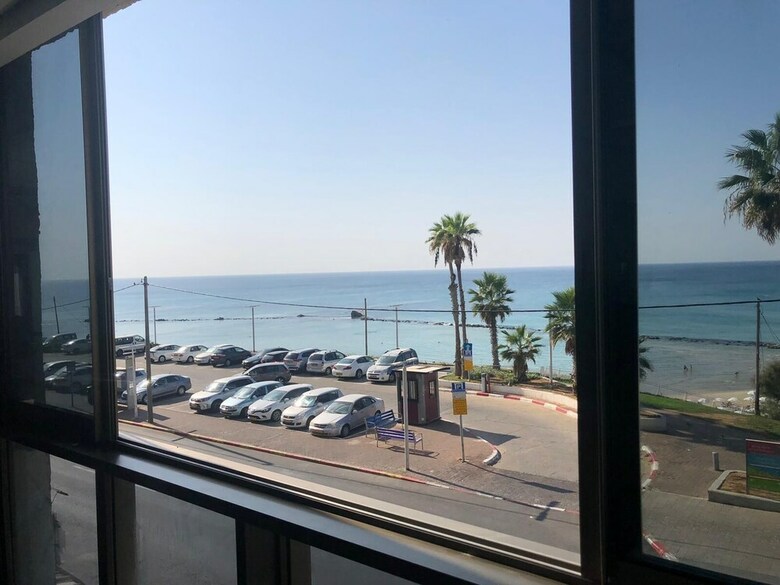 Hotel Sea Line From R&a Group