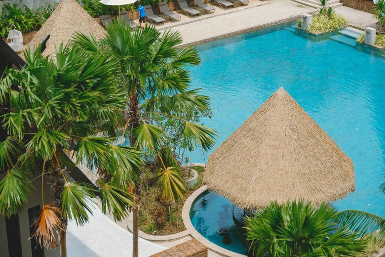 Hotel Avani+ Mai Khao Phuket Suites