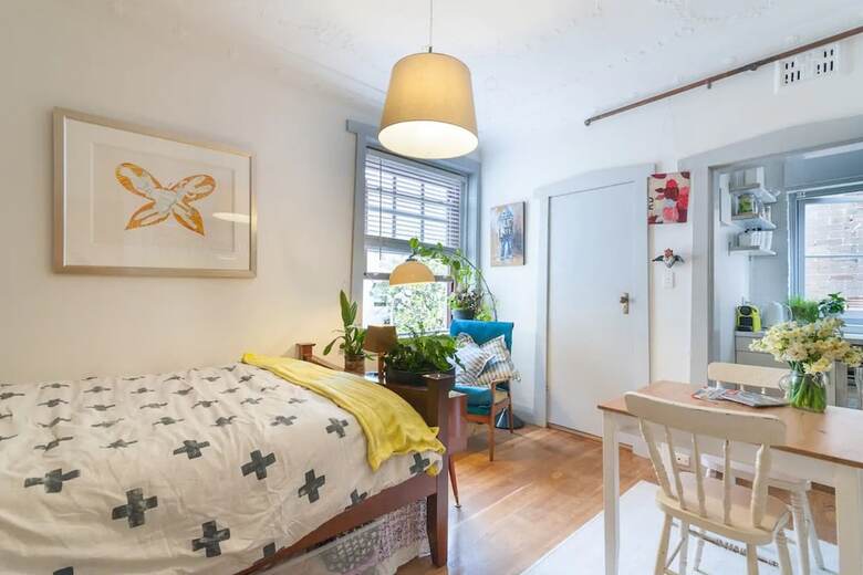 Beautiful Lush And Green Oasis Studio Apartment