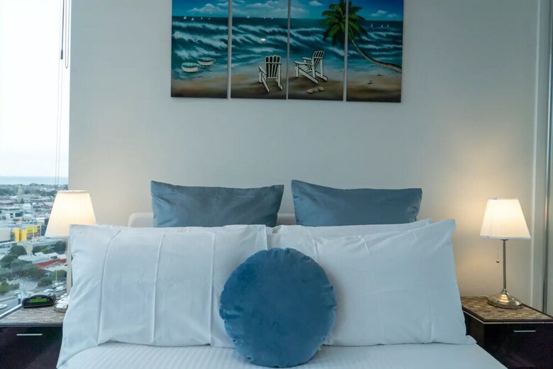 2 Bedroom Apartment With City Views