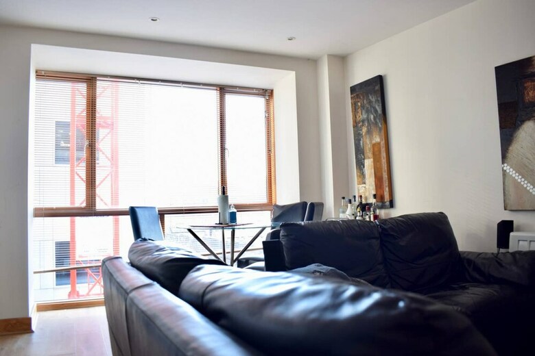 Apartamentos Spacious Ifsc 2 Bedroom Flat With Balcony