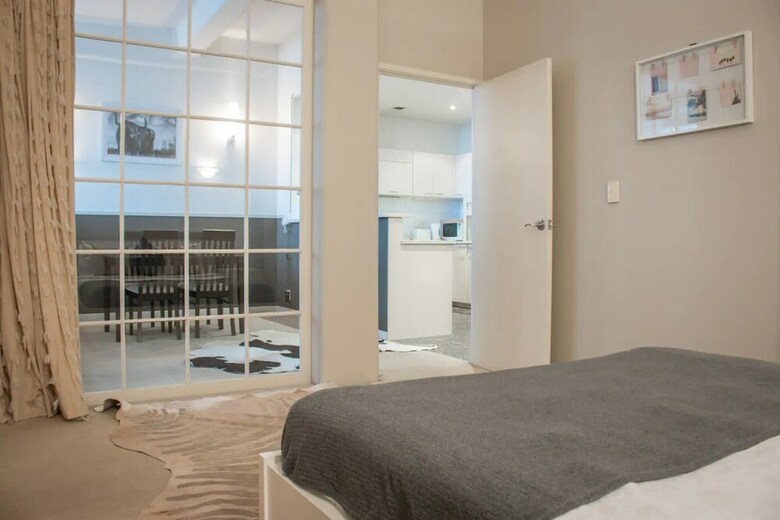 Gorgeous 2 Bedroom Apartment In Auckland Cbd